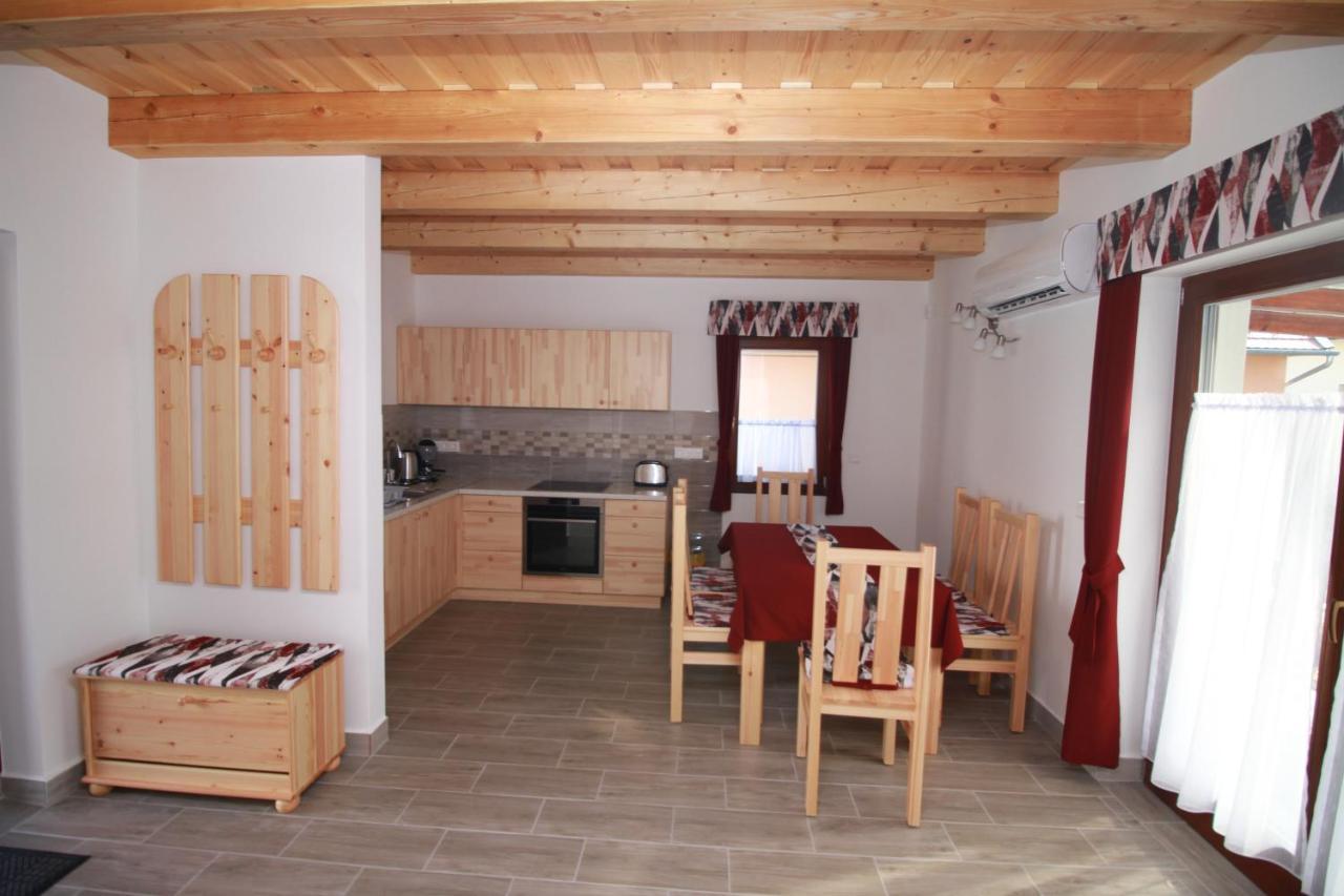 Boni Apartmanok Hegykő Eksteriør bilde
